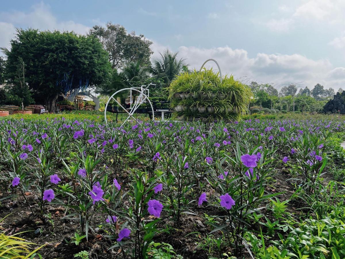 Sadec Farmstay - Khu Du LịCh Hoa KiẻNg Sa DéC Ap Khanh Nghia Buitenkant foto